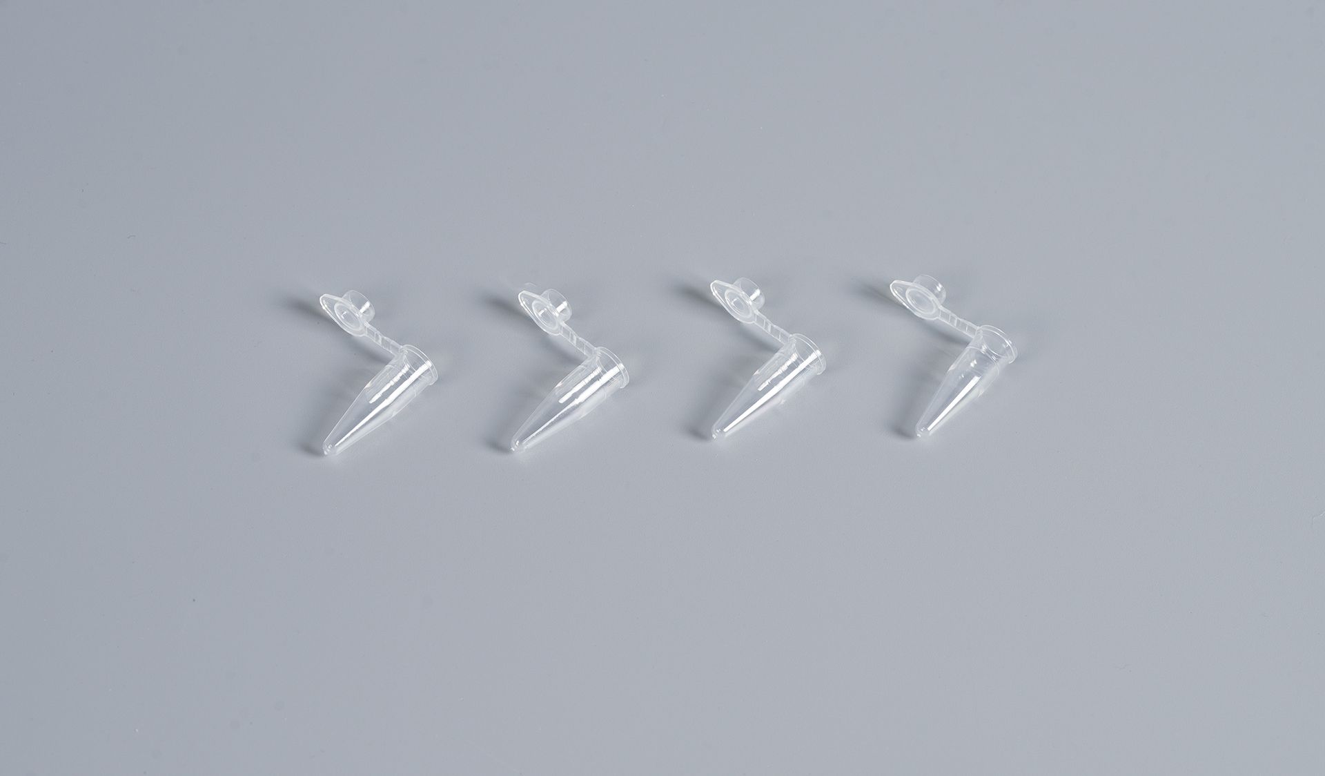 PCR Strip Tubes with Attached Caps 2