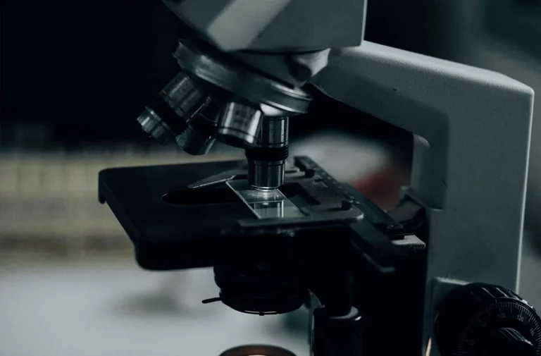 What is a Condenser Microscope?