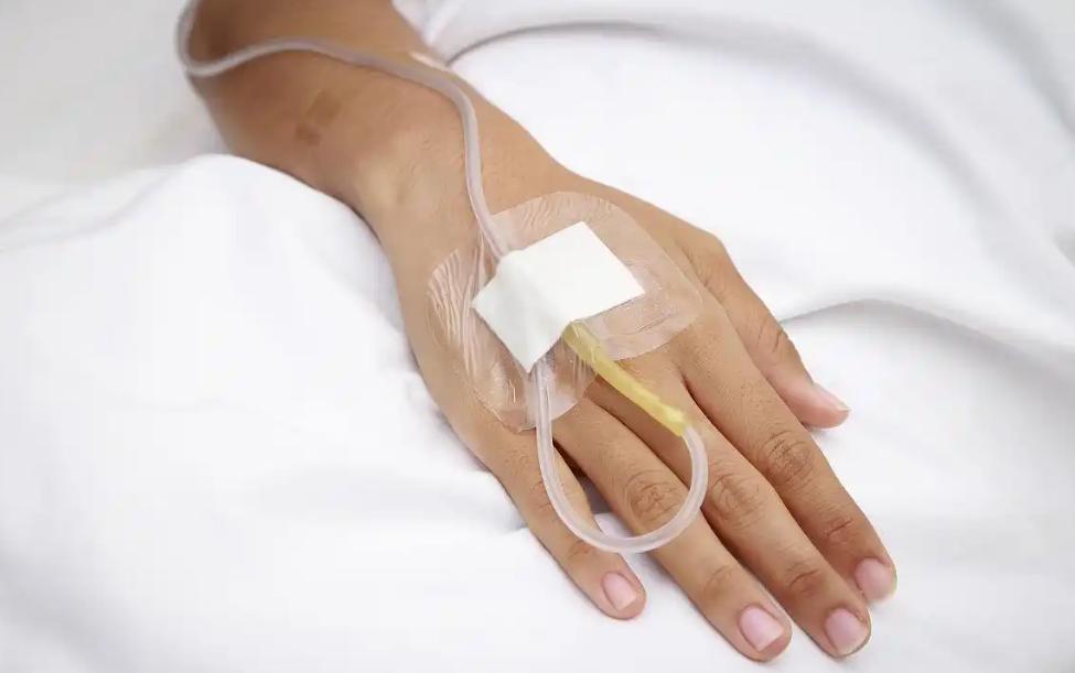 Peripheral venous catheter
